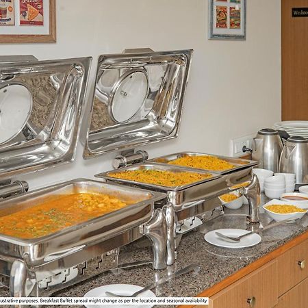 Treebo Samhaar Residency Thoraipakkam Hotel Chennai Exterior photo